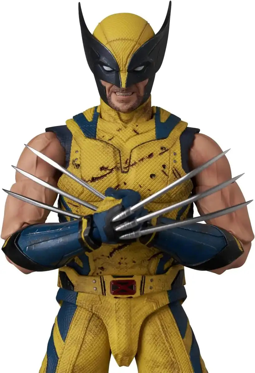 Medicom Toy MAFEX Wolverine Damage Version Action Figure 6.3 Inch
