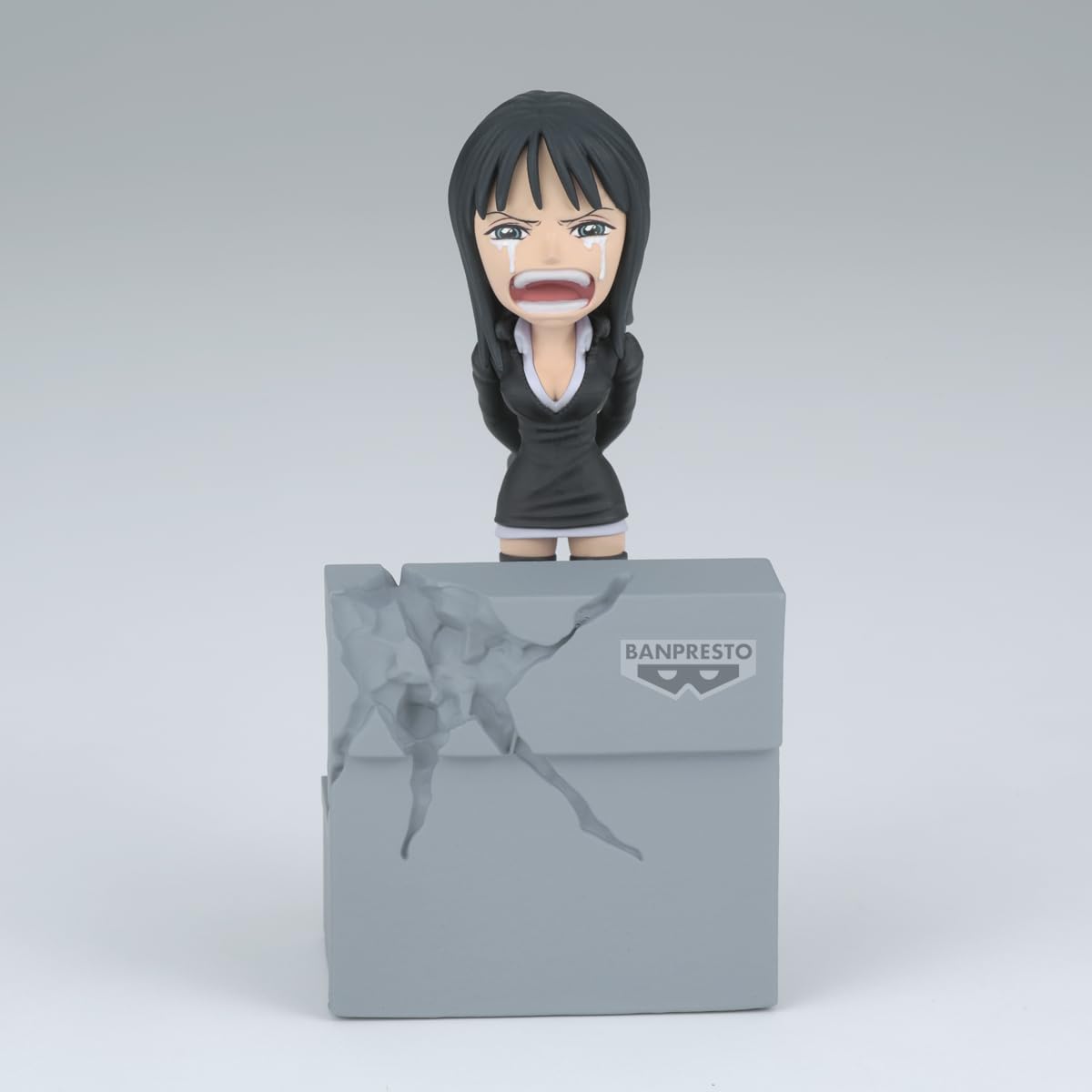 Banpresto One Piece Log Story Figure: Monkey D. Luffy & Nico Robin Collectible