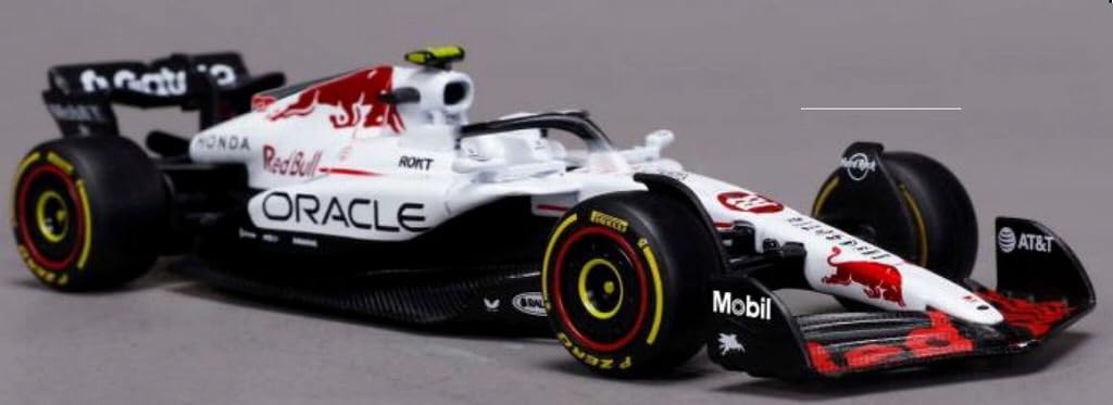 Kyosho Burago 1/43 Oracle Red Bull Racing Rb21 Y. Tsunoda Japan GP 2025 Model