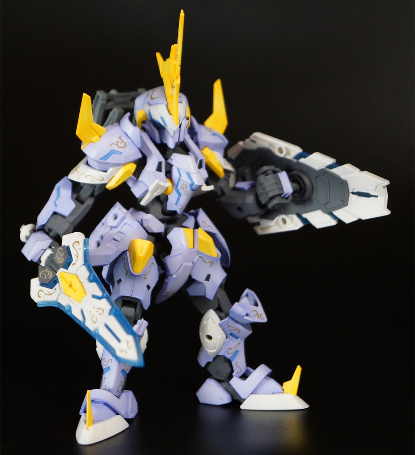 Plum Office Extreme Armor Arthur 145mm Kit de maquette plastique à l'échelle non précisée PP172