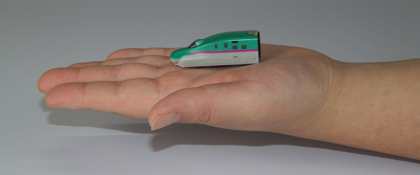 Rokuhan E5 Series Z Shorty Shinkansen Hayabusa Model Train Z Gauge- Japan Figure Store - #1 Bring To You The Best Japanese Goods