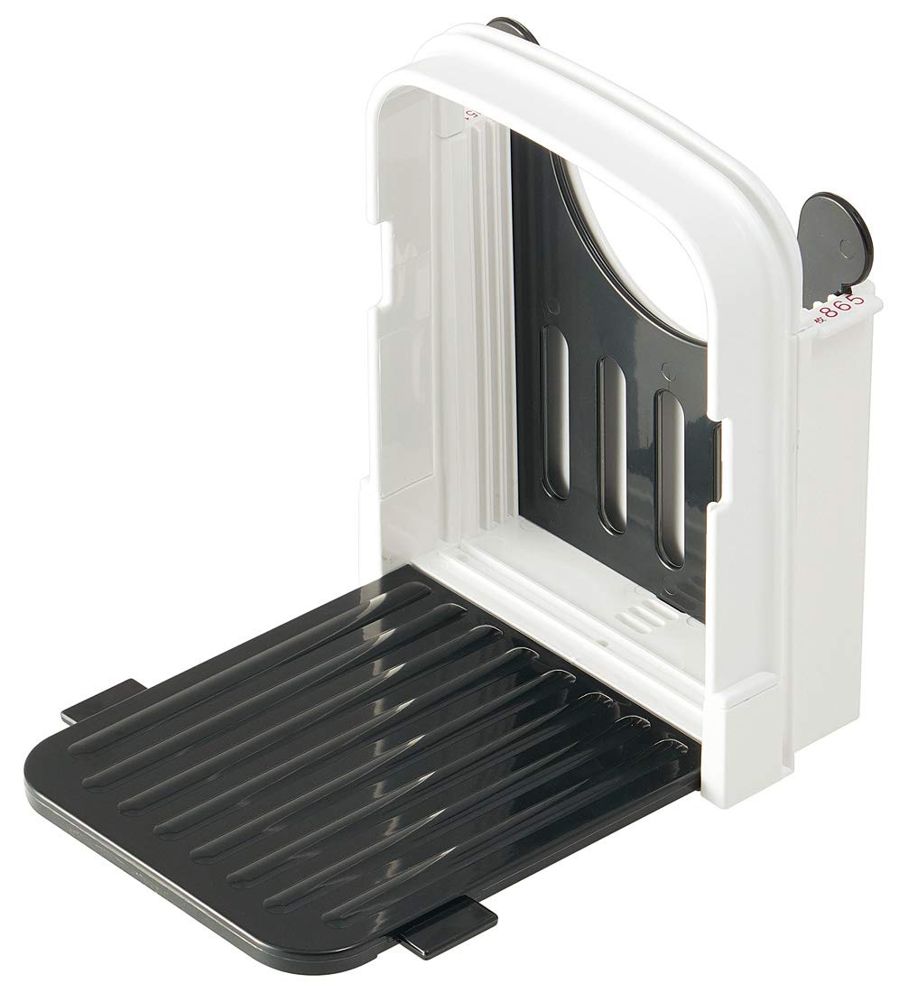 Skater Snoopy Peanuts Bread Cutting Guide Made in Japan 14.5x19x6cm SCG1-A- Japan Figure Store - #1 Bring To You The Best Japanese Goods