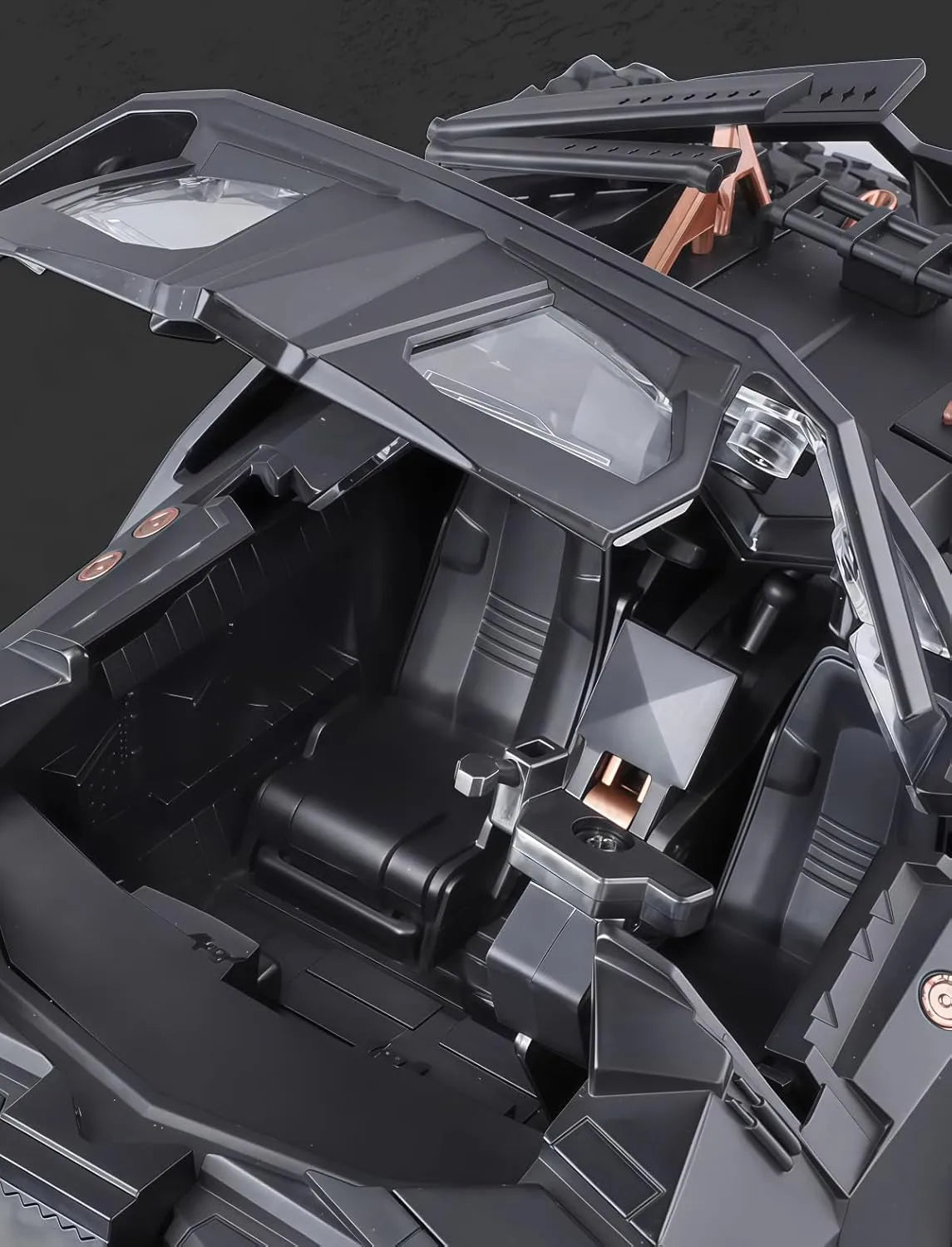 Hanshanyan 1:18 Alloy Batmobile Dark Knight Tumbler with Light Sound