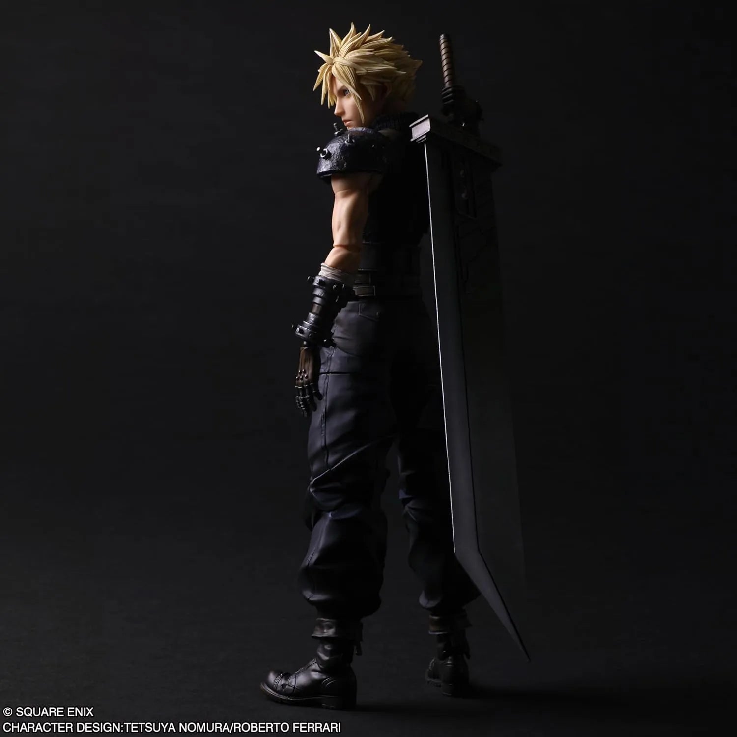 Square Enix Final Fantasy VII Reverse Play Arts Cloud Strife Figure