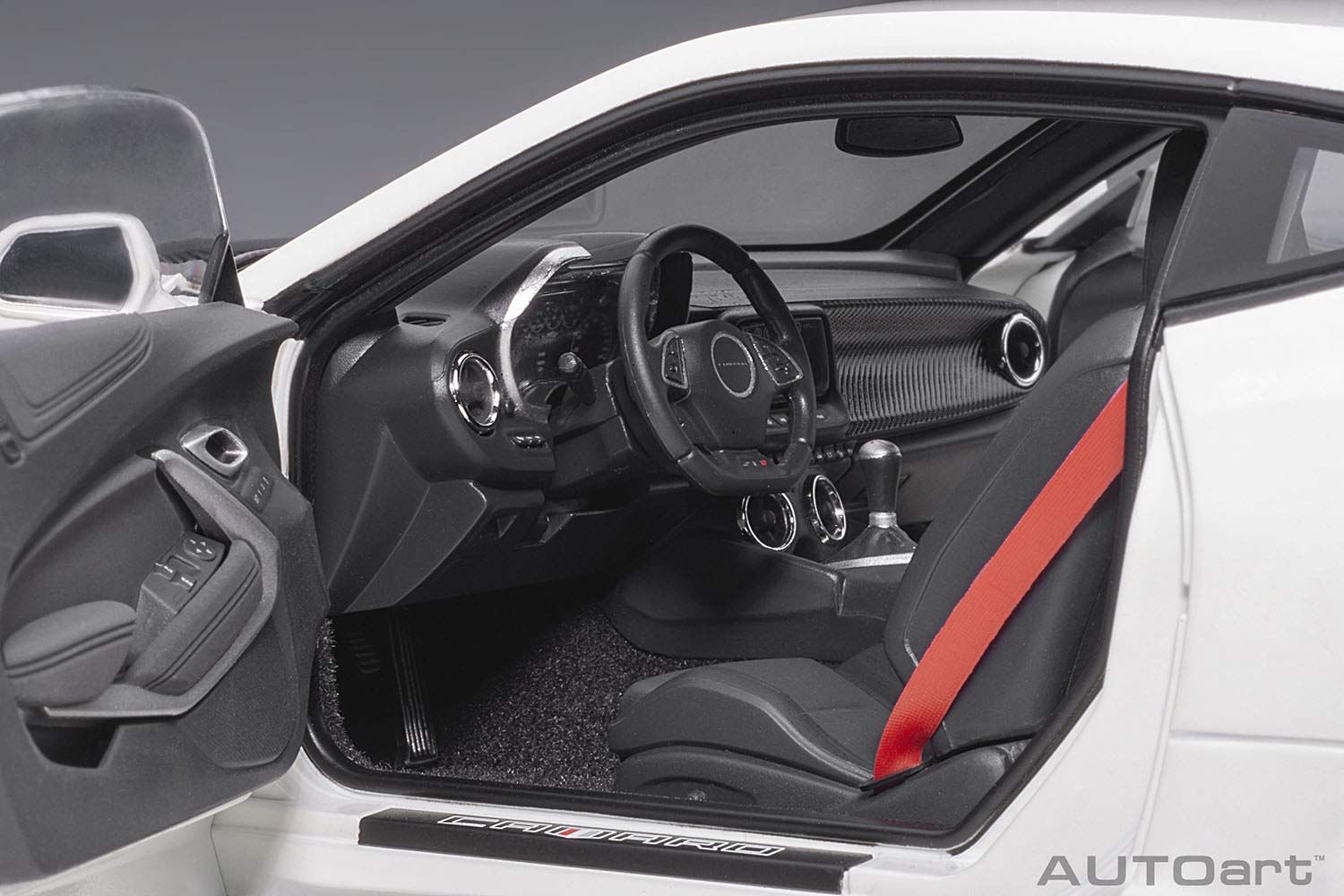 Autoart 1/18 Camaro ZL1 White 2017- Japan Figure Store - #1 Bring To You The Best Japanese Goods