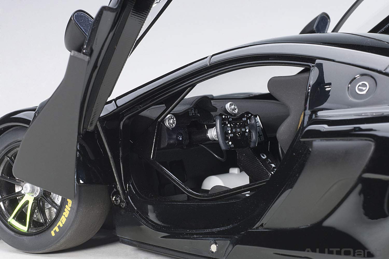 Autoart 1/18 McLaren 650S GT3 Black- Japan Figure Store - #1 Bring To You The Best Japanese Goods