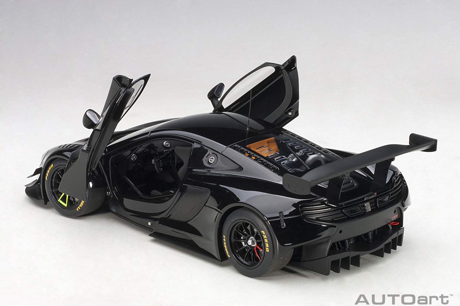 Autoart 1/18 McLaren 650S GT3 Black- Japan Figure Store - #1 Bring To You The Best Japanese Goods