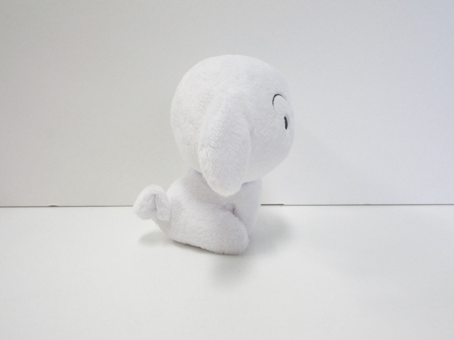 SAN-EI Crayon Shin-Chan Plush Doll Shiro S 904317 Tjn- Japan Figure Store - #1 Bring To You The Best Japanese Goods