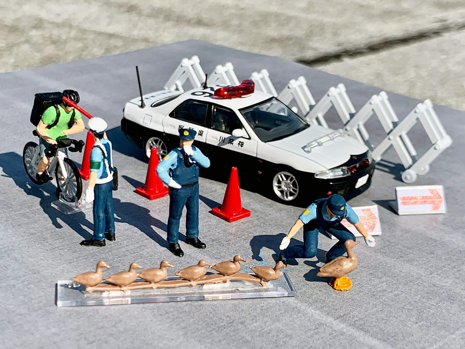 Tomytec Geocolle 64 1/64 Die-Cast Mini Car Police Dolls Accessories Painted ABS/PVC Partially Assembled Set 321590- Japan Figure Store - #1 Bring To You The Best Japanese Goods