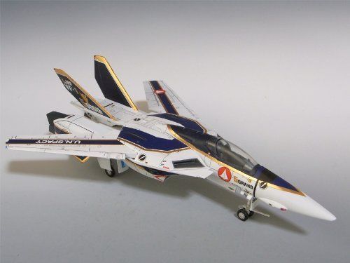 Hasegawa 1/72 Vf-1a Valkyrie 5grand Anniversary Fighter Model Kit- Japan Figure Store - #1 Bring To You The Best Japanese Goods