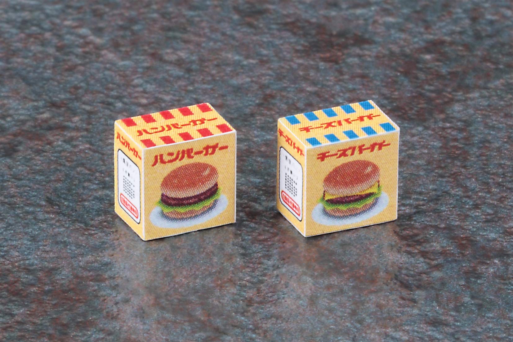 Hasegawa 1/12 Figure Accessory Series Retro Vending Machine (Hamburger) Fa11- Japan Figure Store - #1 Bring To You The Best Japanese Goods