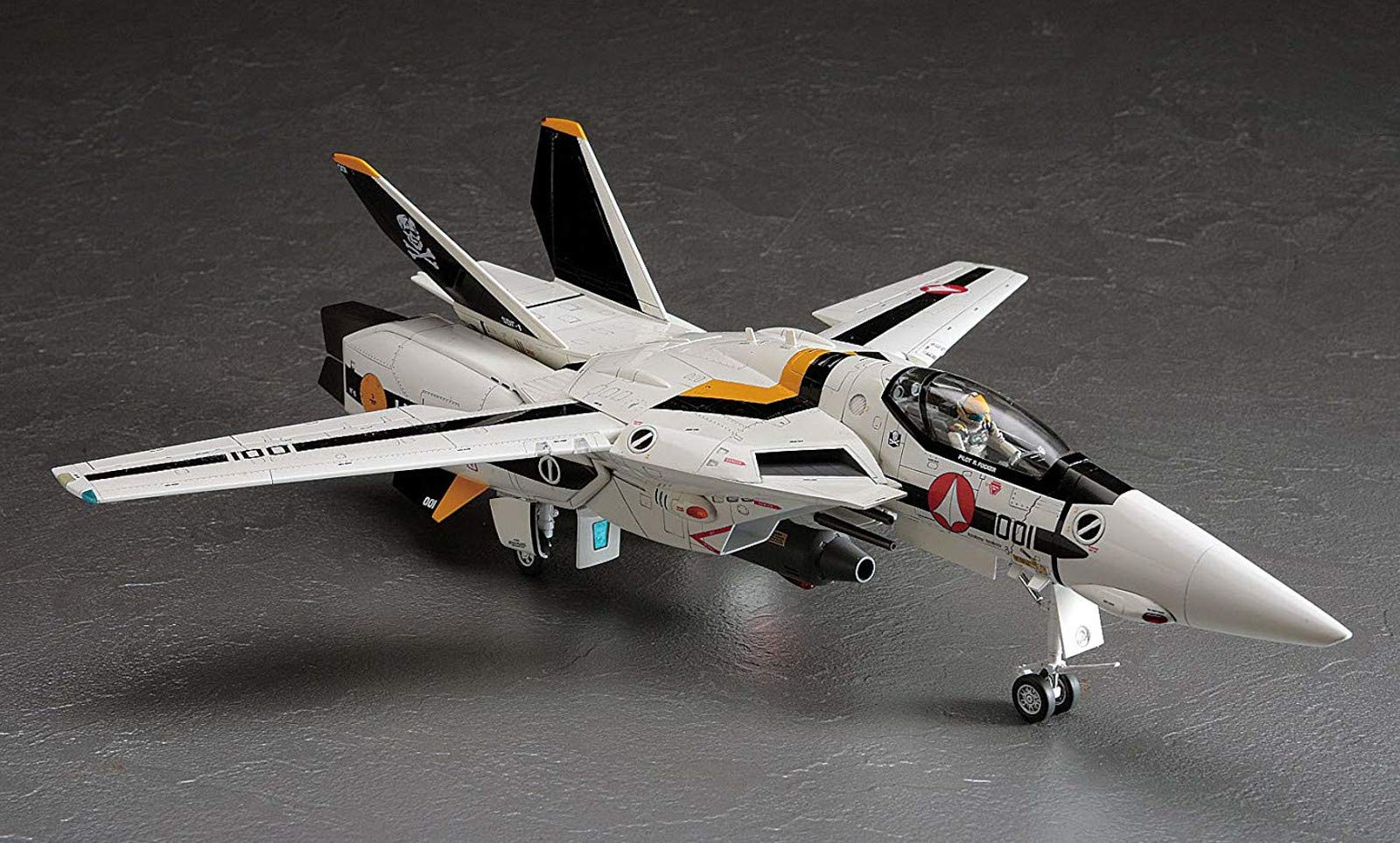 Hasegawa Super Dimension Fortress Macross Series Vf-1S/A Valkyrie Skull Platoon 1/48 Scale Plastic Model 65792- Japan Figure Store - #1 Bring To You The Best Japanese Goods