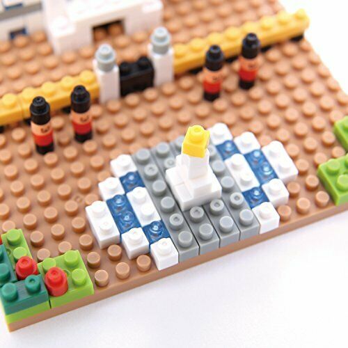Nanoblock Buckingham Palace Nbh_104- Japan Figure Store - #1 Bring To You The Best Japanese Goods