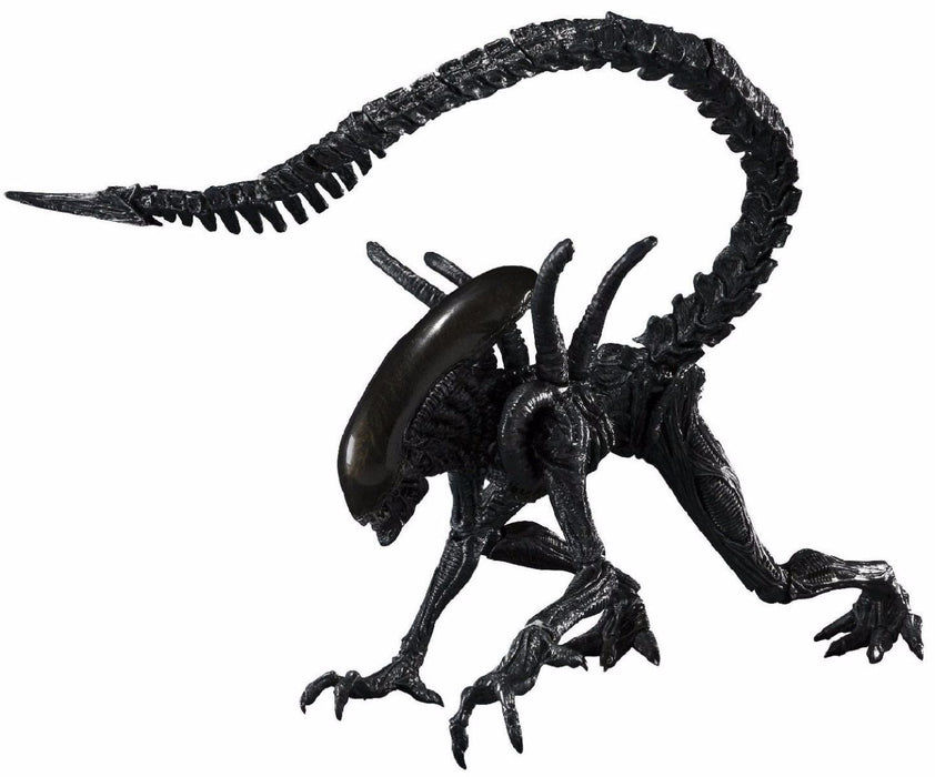 S.h.monsterarts Alien Warrior Action Figure Bandai Tamashii Nations - Japan Figure