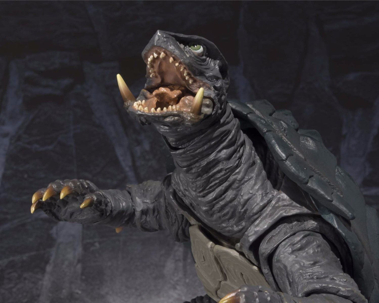 S.h.monsterarts Gamera 1996 Ver Action Figure Bandai Tamashii Nations- Japan Figure Store - #1 Bring To You The Best Japanese Goods