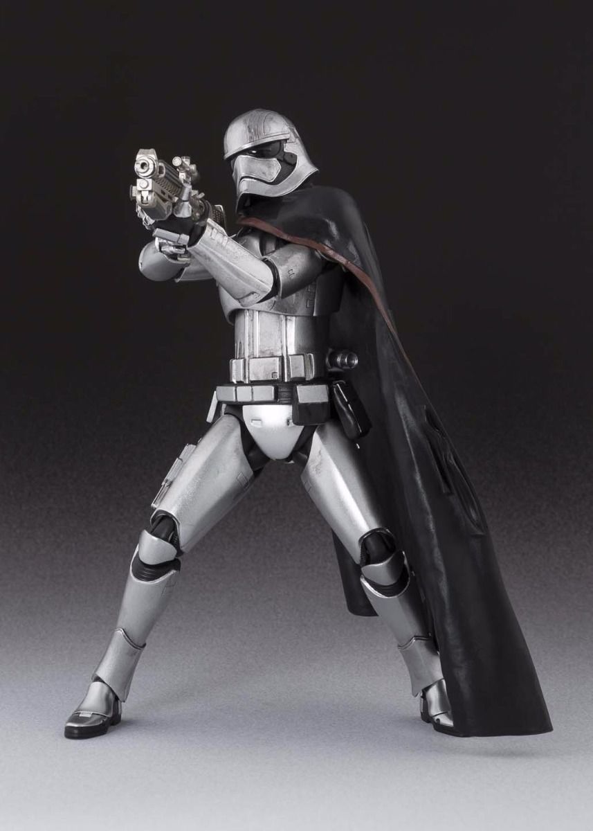 S.h.figuarts Star Wars The Force Awakens Captain Phasma Action Figure Bandai- Japan Figure Store - #1 Bring To You The Best Japanese Goods