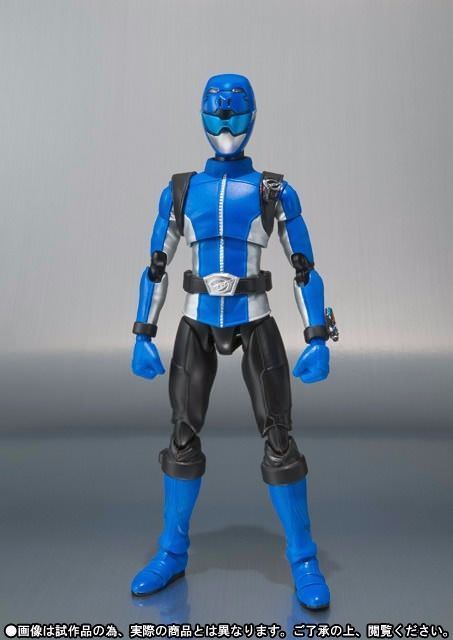 S.h.figuarts Tokumei Sentai Go Busters Blue Buster Action Figure Bandai Japan- Japan Figure Store - #1 Bring To You The Best Japanese Goods