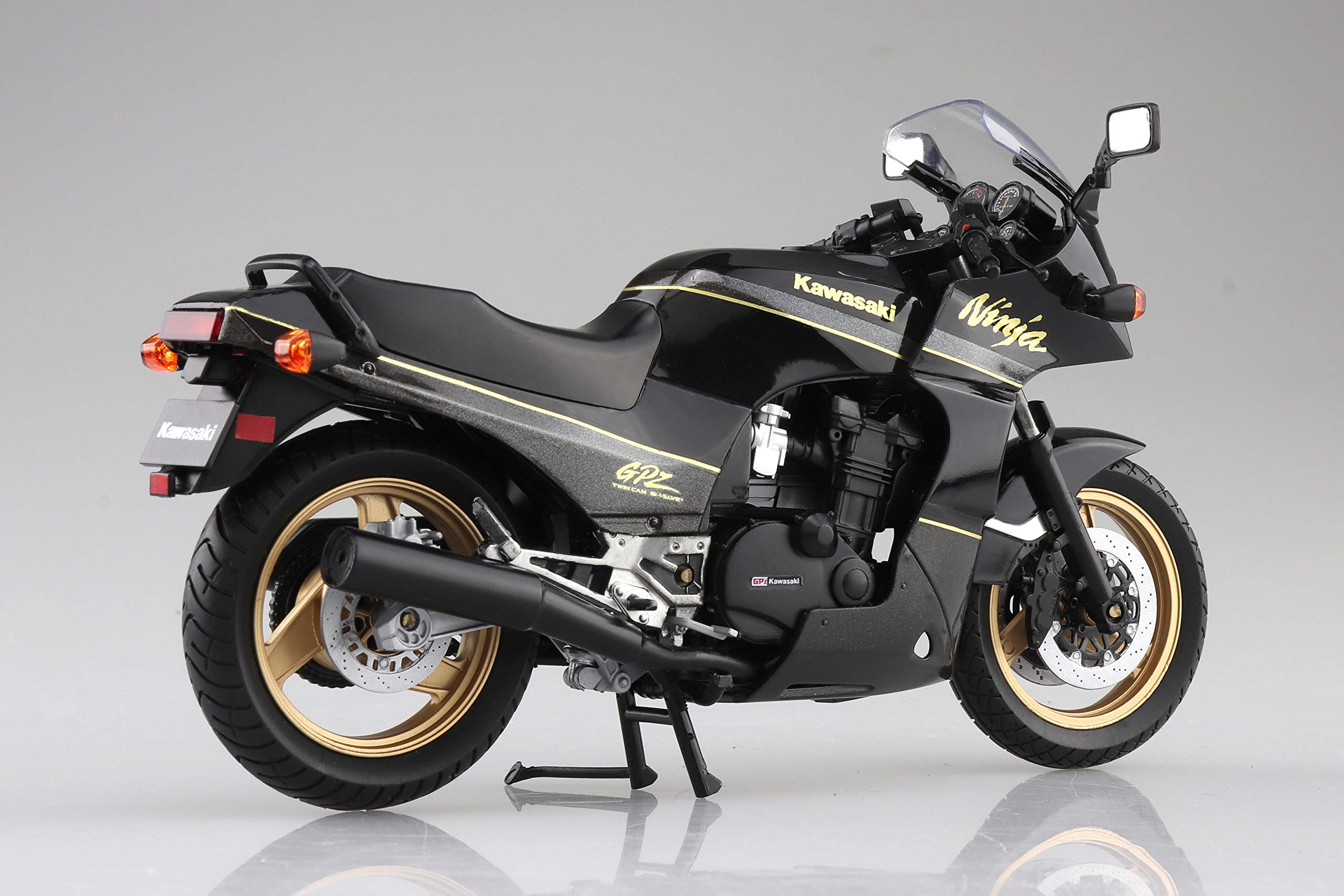 Skynet 1/12 Completed Bike Kawasaki Gpz900R Black/Gold- Japan Figure Store - #1 Bring To You The Best Japanese Goods