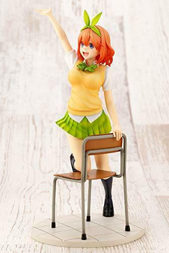 The Quintessential Quintuplets Yotsuba Nakano 1/8 Scale Figure- Japan Figure Store - #1 Bring To You The Best Japanese Goods