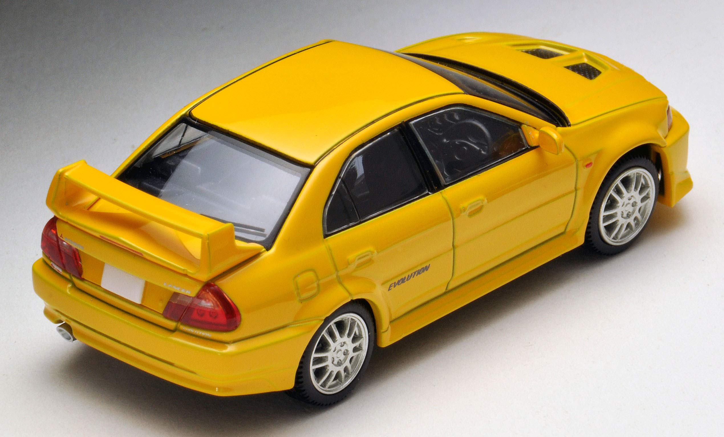 Tomytec Lv-N187a Tomica Limited Vintage Lancer Gsr Evolution V Yellow 1/64 ScaleCar Toys- Japan Figure Store - #1 Bring To You The Best Japanese Goods