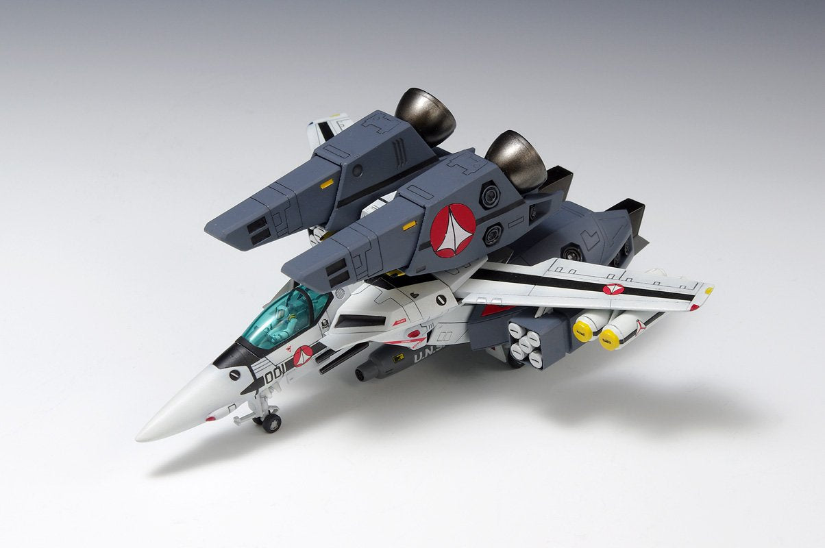 Wave Super Dimension Fortress Macross Vf-1S Super Valkyrie Fighter Roy Focker Specifications 1/100 Scale Plastic Model Mc062- Japan Figure Store - #1 Bring To You The Best Japanese Goods