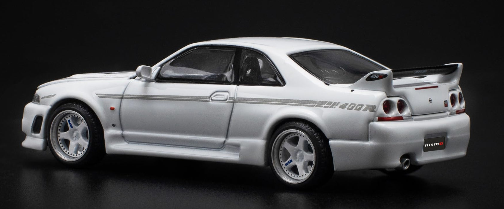 Works 1/64 Nissan GT-R R33 Nismo 400R White Diecast Model Car- Japan Figure Store - #1 Bring To You The Best Japanese Goods