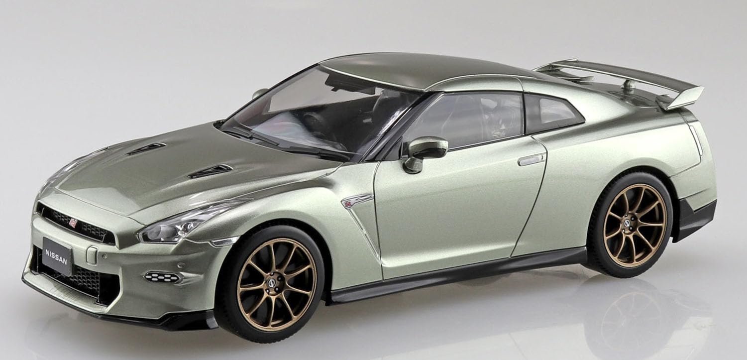 Aoshima 1/32 Rakupla Snap Kit Nissan GT-R 2024 Millennium Jade Model