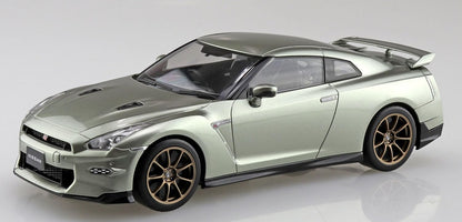 Aoshima 1/32 Rakupla Snap Kit Nissan GT-R 2024 Millennium Jade Model