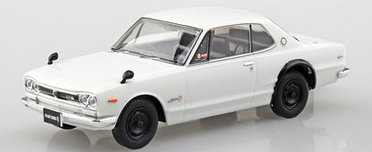 Aoshima 1/32 Nissan C10 Skyline 2000Gt-R White Plastic Model Kit