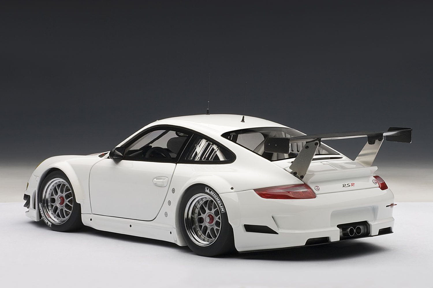 Autoart 1/18 Porsche 911 GT3 RSR White Finished Model Car- Japan Figure Store - #1 Bring To You The Best Japanese Goods