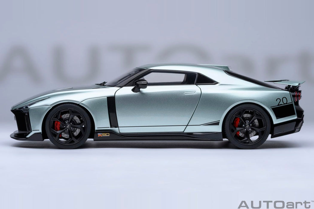 Modèle réduit Autoart Nissan GT-R50 à l'échelle 1/18, vert métallisé, finition noire, 77512