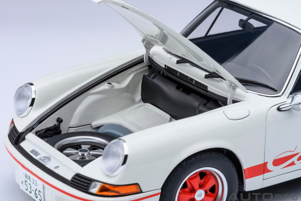 Modèle réduit 1/18 de Porsche 911 Carrera 2.7 RS par Autoart, réalisé par Sakon Hayase - Référence 78026