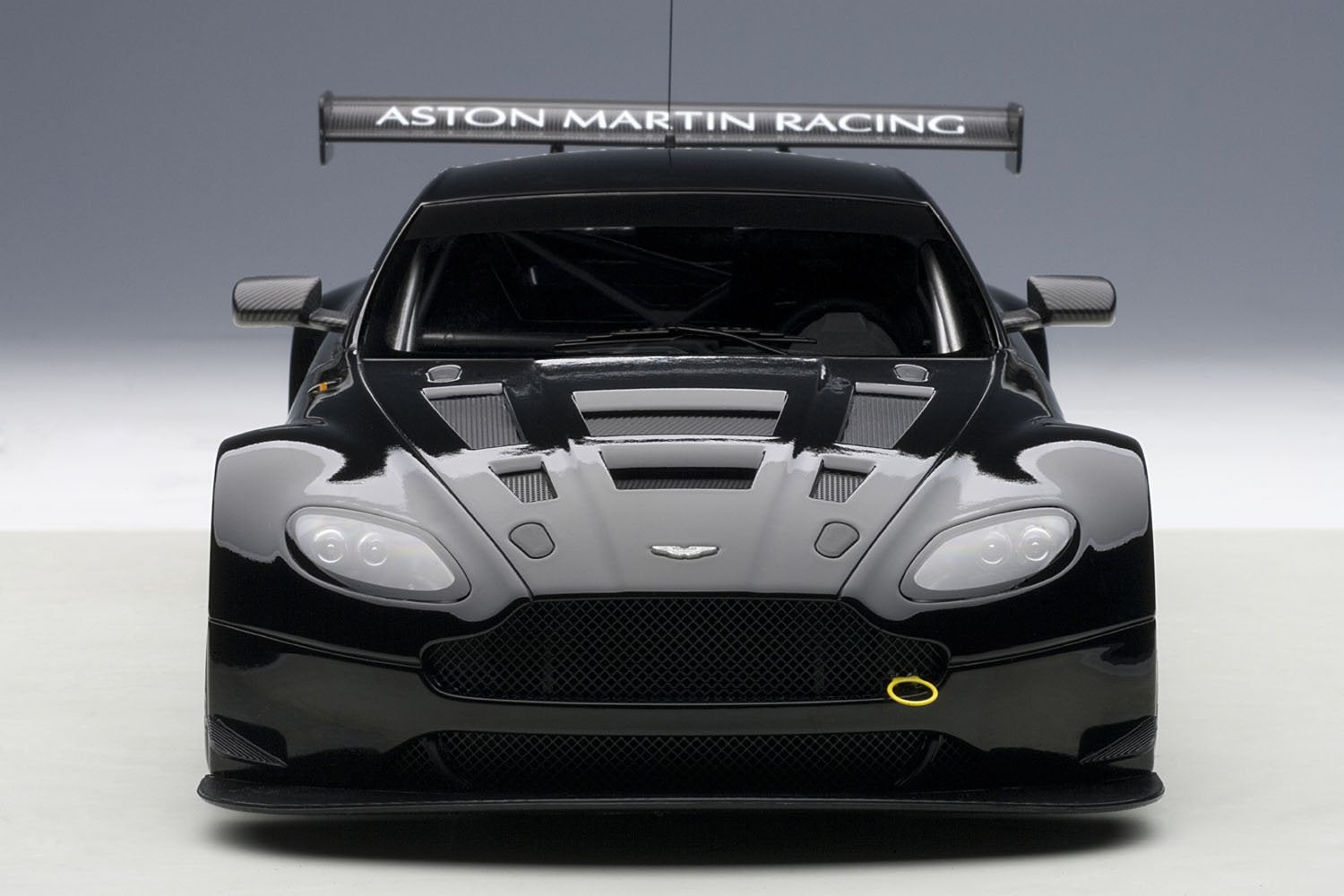 Autoart 1/18 Composite Model Aston Martin V12 Vantage GT3 2013 Black- Japan Figure Store - #1 Bring To You The Best Japanese Goods