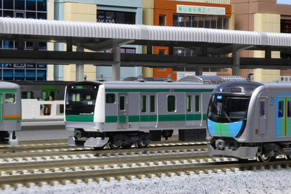Kato E233 Series 7000 Saikyo Line Model Train 6-Car Add-On Set 10-2110