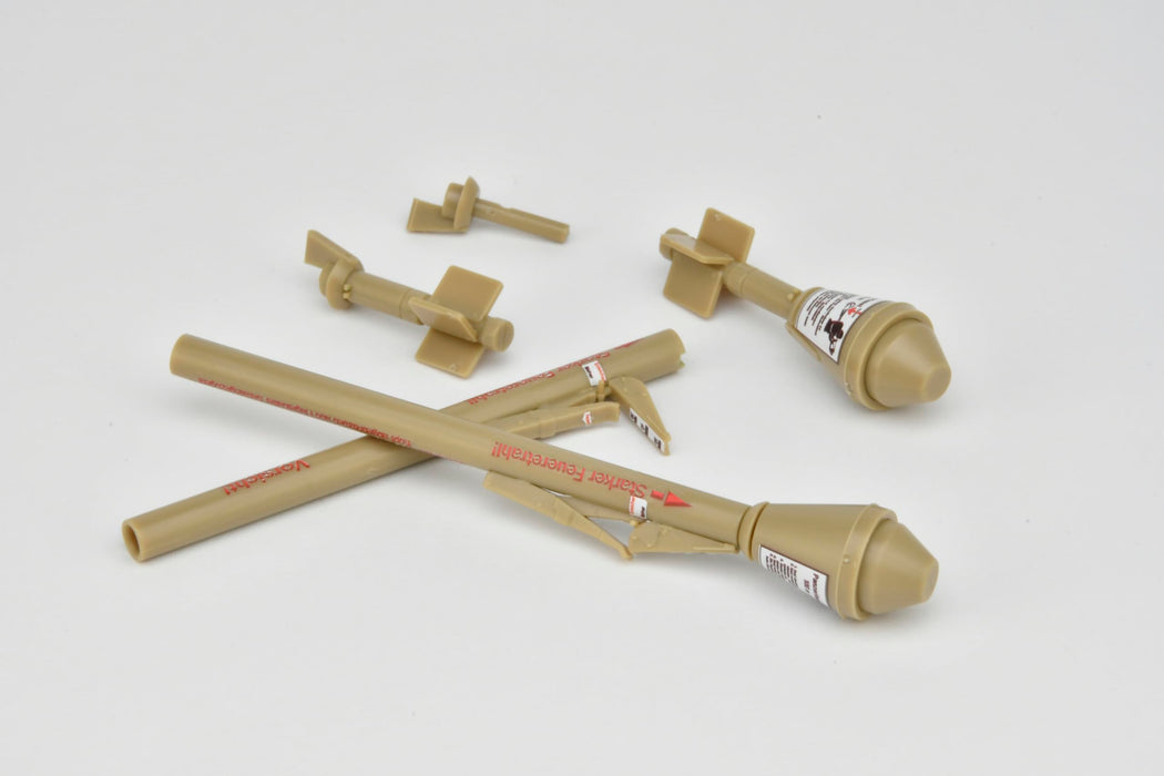 Tomytec Little Armory Study1942 Panzerfaust 60/100 Plastic Model Kit- Japan Figure Store - #1 Bring To You The Best Japanese Goods