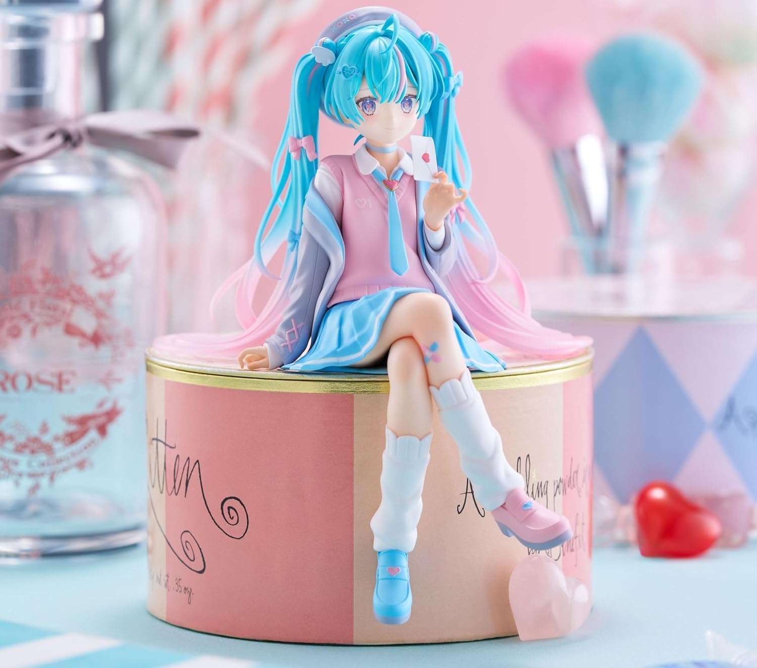 Figurine de collection, modèle à poser, Furyu Miku Vocaloid Love Blazer Noodle Stopper.