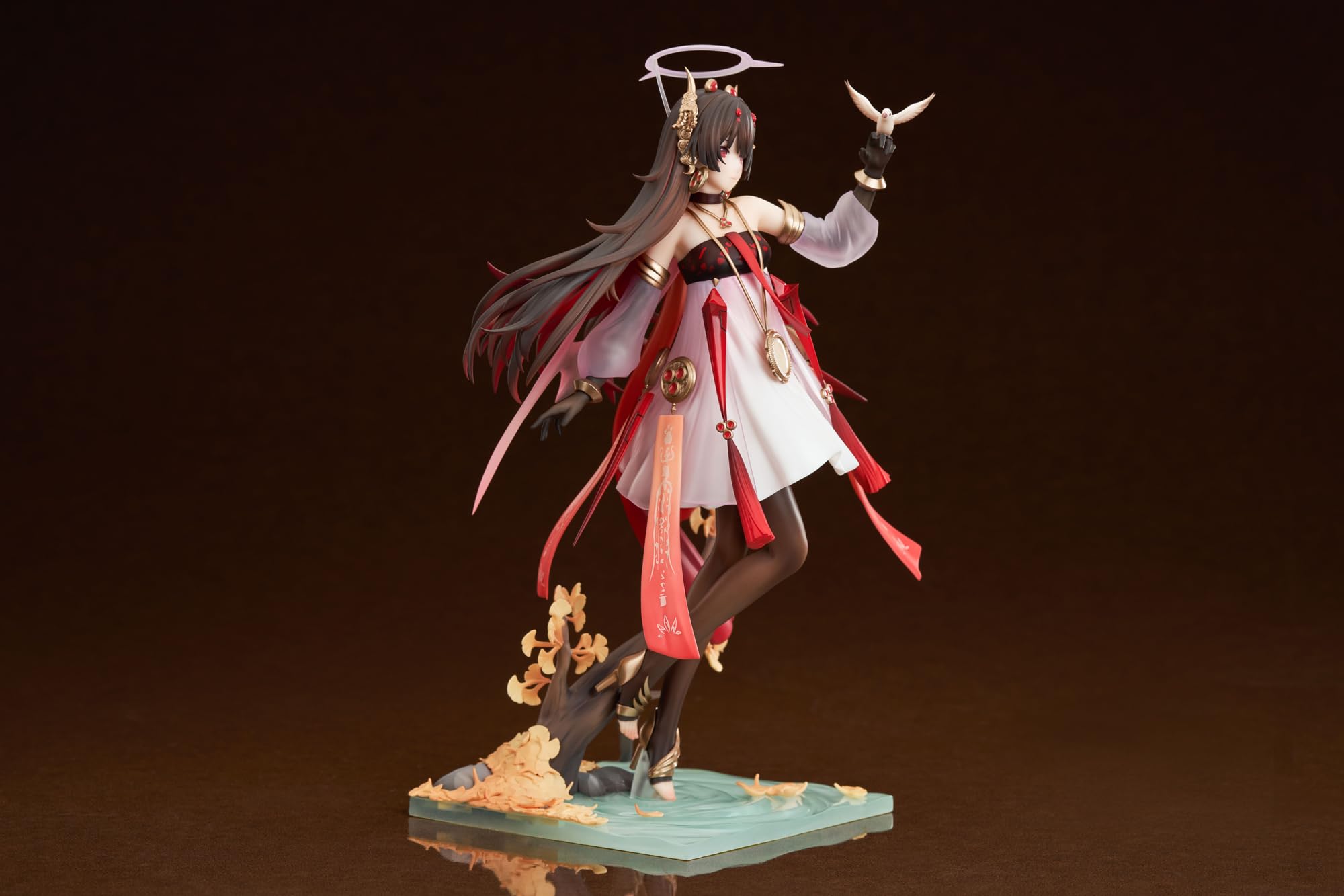 Apex Innovation Punishing Gray Raven Lucia 1/7 Plume Eventide Glow Figurine- Japan Figure Store - #1 Bring To You The Best Japanese Goods