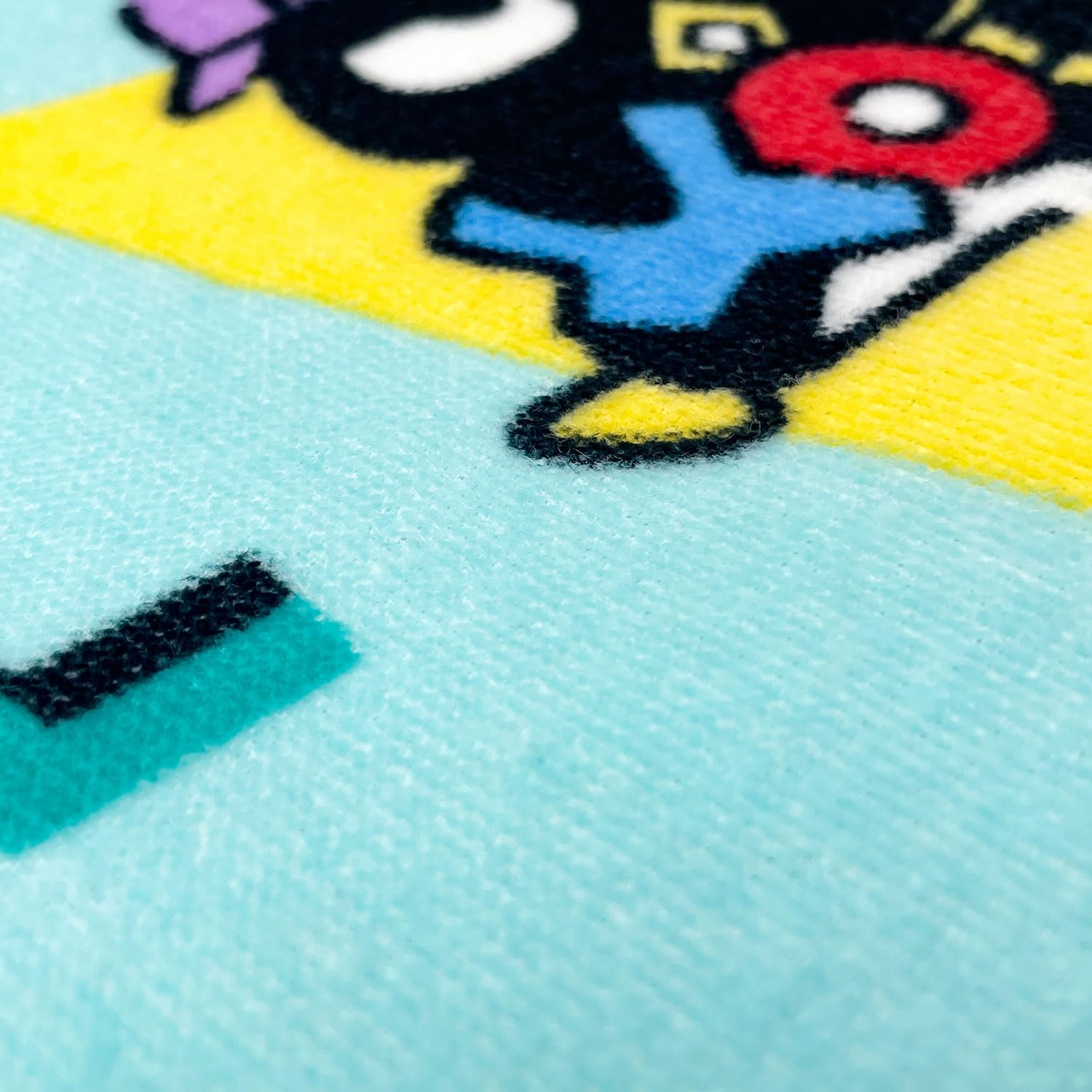 Sanrio 60x120cm Bath Towel Cinnamon Pochacco Hangyodon Street Design- Japan Figure Store - #1 Bring To You The Best Japanese Goods