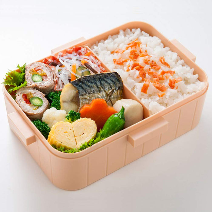 Skater Large Capacity 900ml 1-Tier Snoopy Lunch Box with 4-Point Lock - YZFL9- Japan Figure Store - #1 Bring To You The Best Japanese Goods