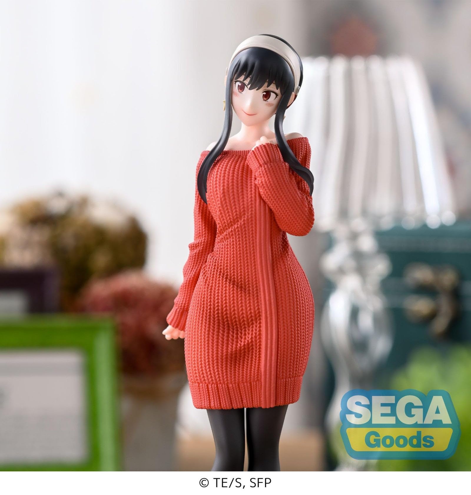Sega Spy x Family Yor Forger PM Figure Shifuku Version Collectible- Japan Figure Store - #1 Bring To You The Best Japanese Goods