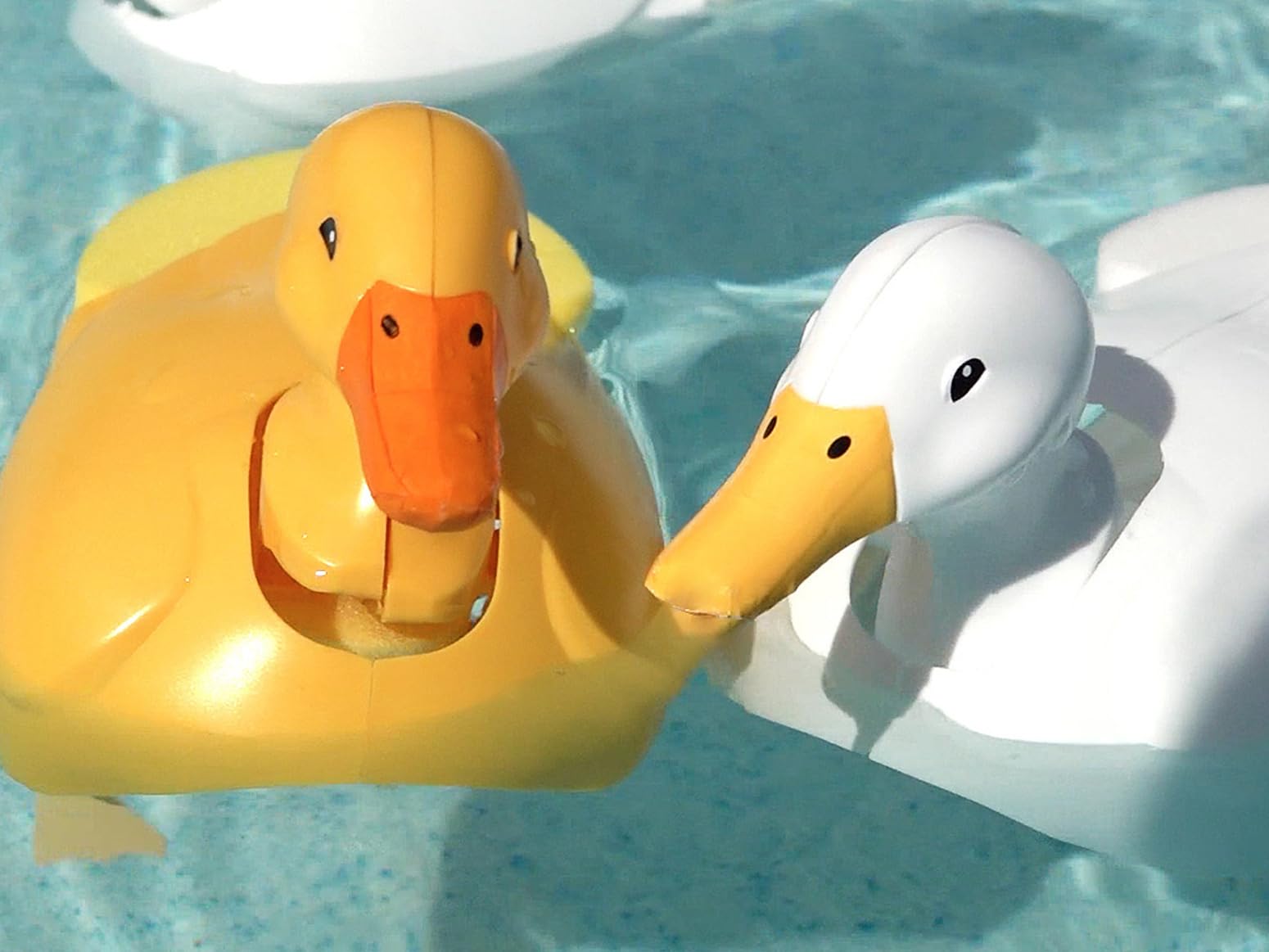 Tamiya Walking and Swimming Duck Craft Set Yellow 69946- Japan Figure Store - #1 Bring To You The Best Japanese Goods