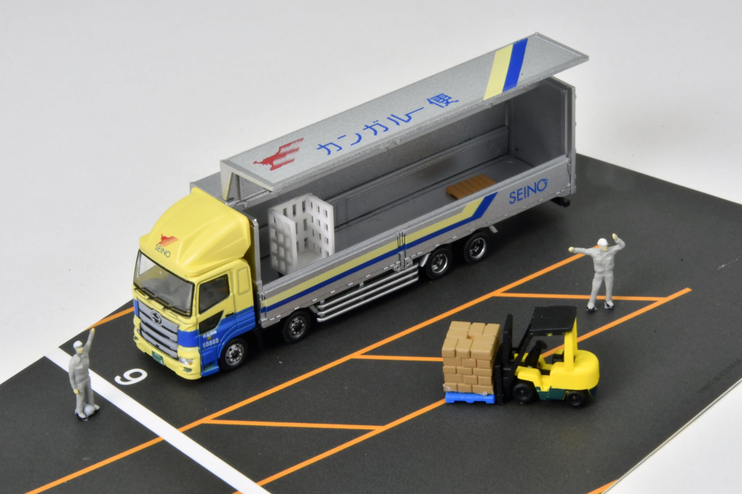 Tomytec Truck Collection Wing Van Set H Seino Diorama Supplies 333777- Japan Figure Store - #1 Bring To You The Best Japanese Goods