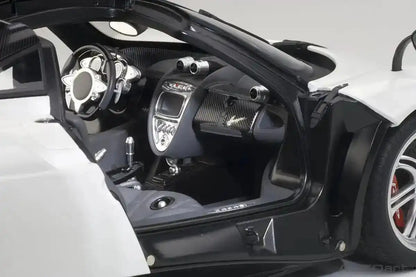 Autoart 1/12 Huayra White- Japan Figure Store - #1 Bring To You The Best Japanese Goods