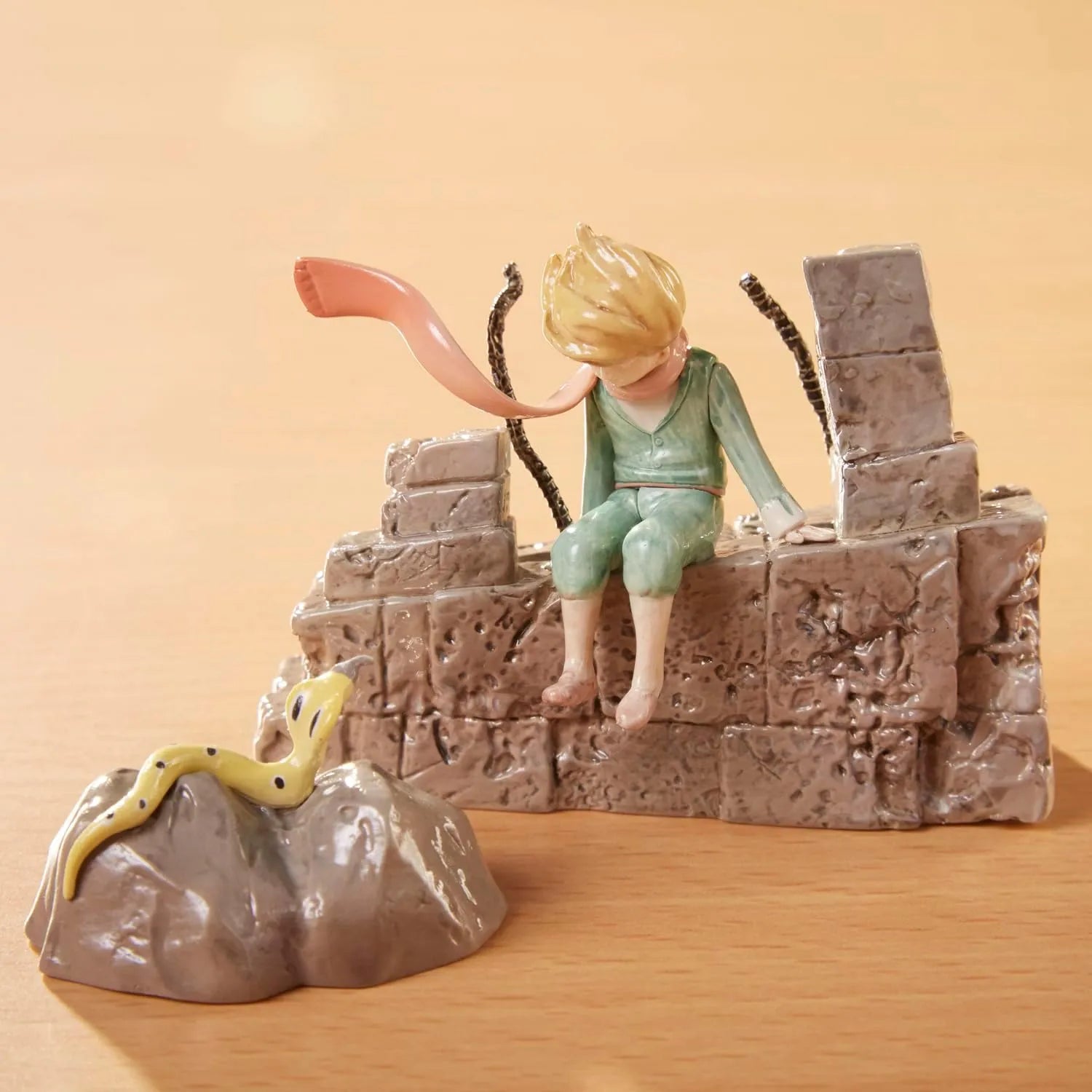 Kaiyodo Le Petit Prince Zu Pi Star Prince Wizard Trading Figure Box