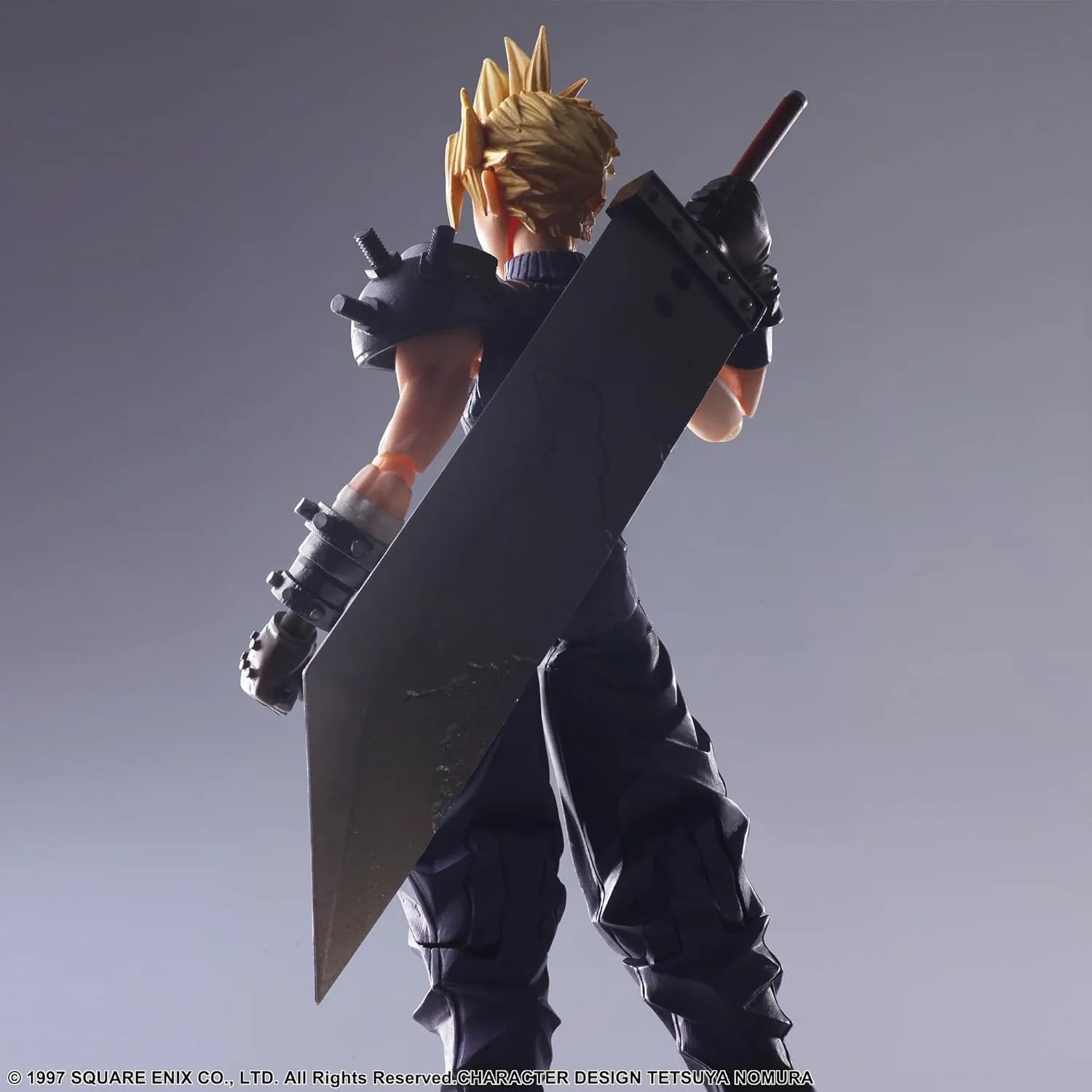 Square Enix Final Fantasy VII Cloud Strife Bling Arts Figure