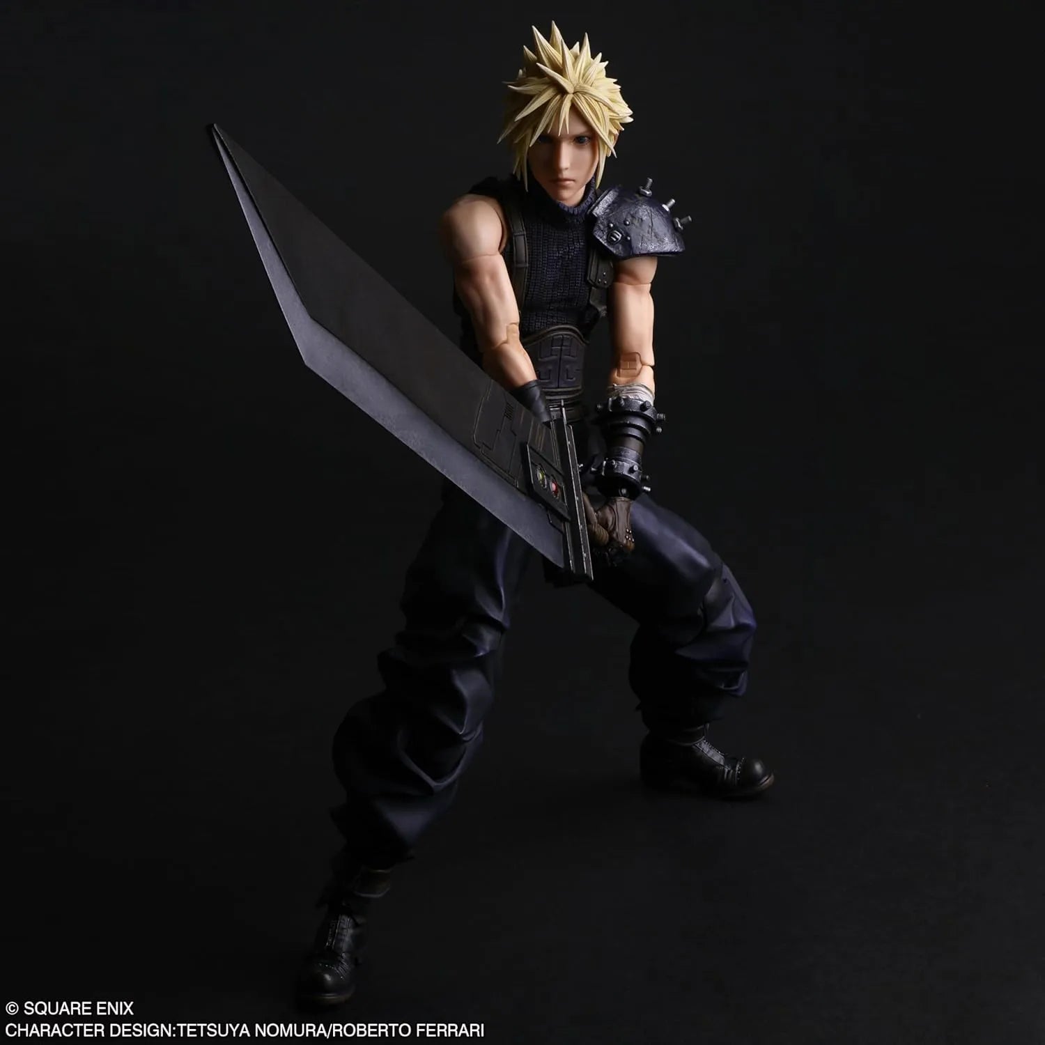 Square Enix Final Fantasy VII Reverse Play Arts Cloud Strife Figure