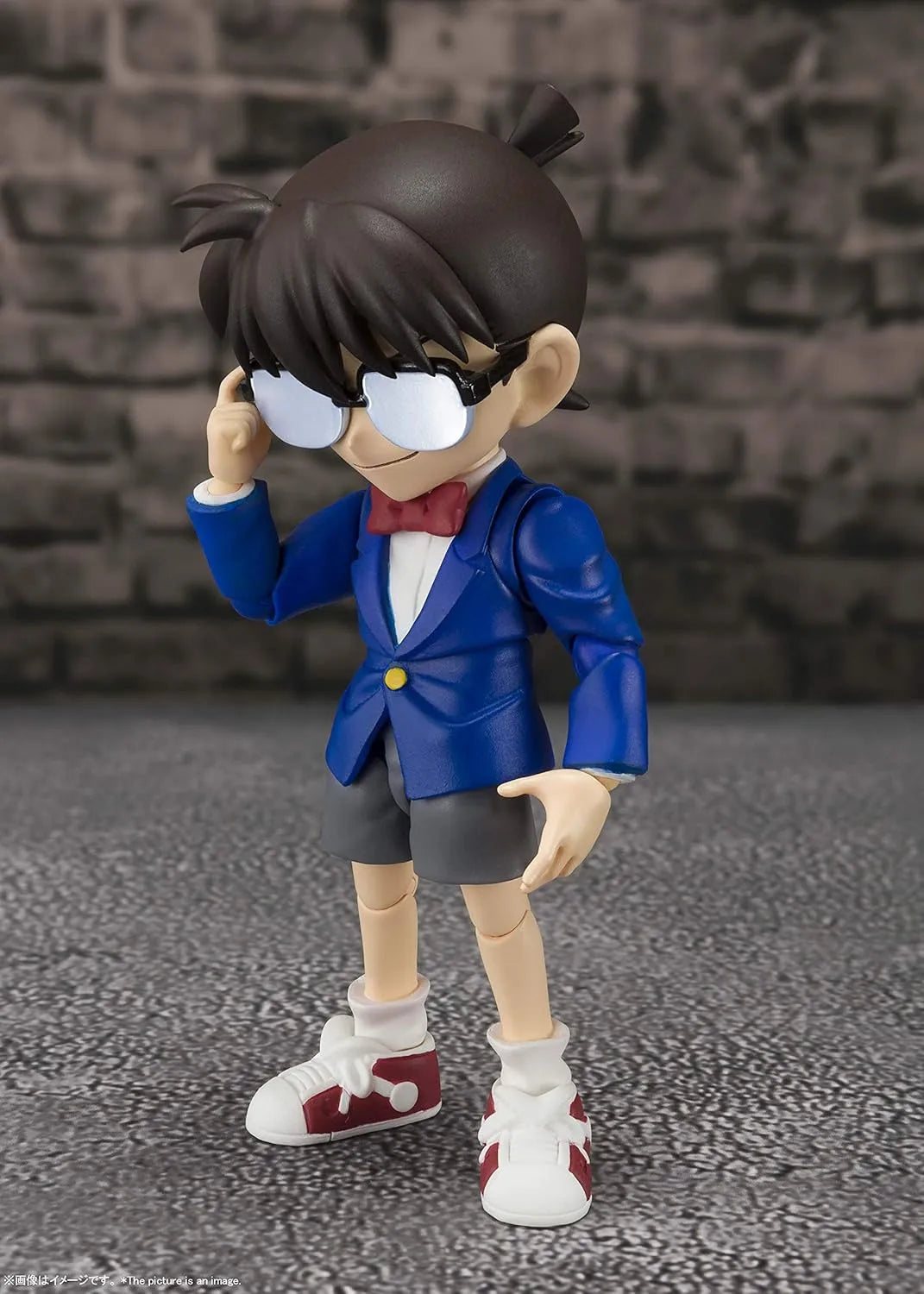 Tamashii Nations Detective Conan Edogawa Chase Version PVC Figure