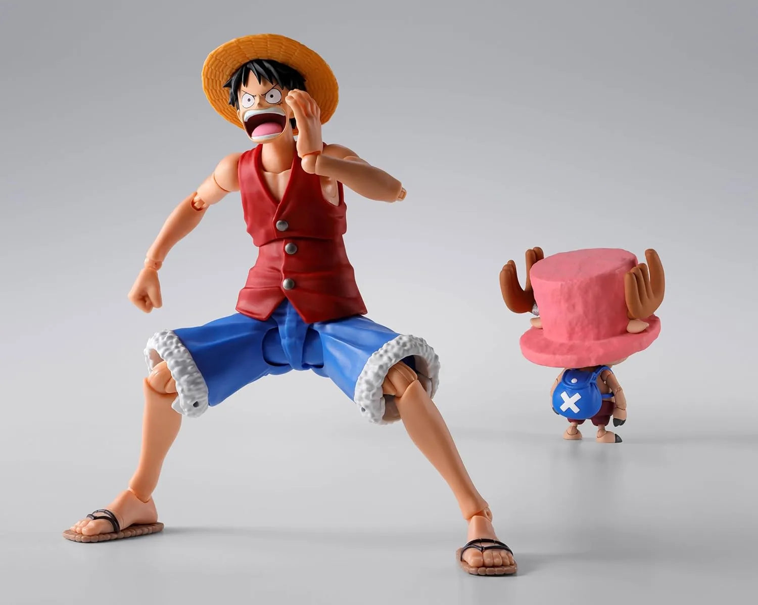 Tamashii Nations S.H. Figuarts One Piece Tony Tony Chopper PVC Figure