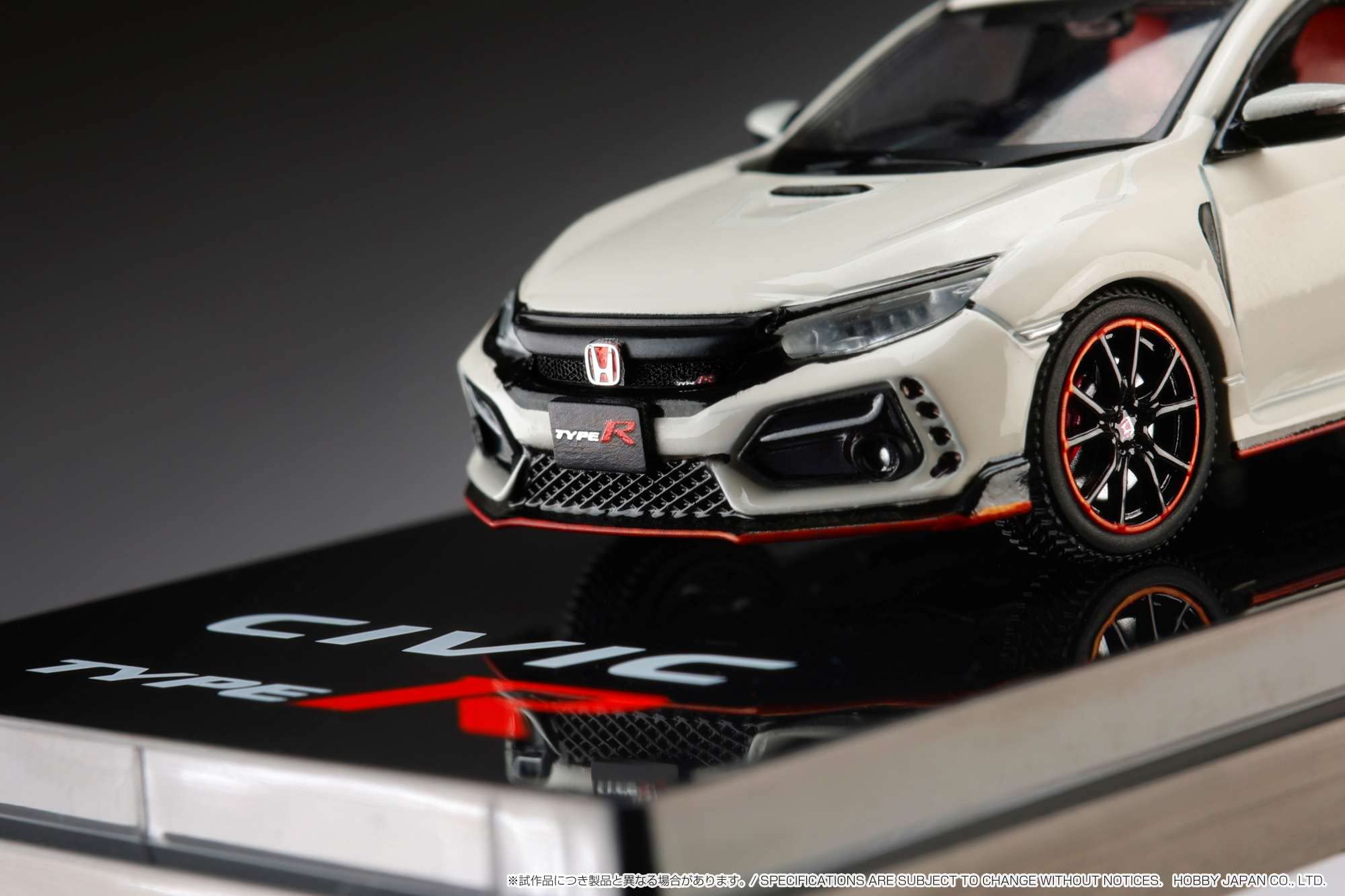1/64 Honda Civic Type R FK8 2020 Hobby Japan White w/ Engine Display- Japan Figure Store - #1 Bring To You The Best Japanese Goods