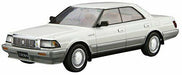 Aoshima 1/24 Toyota Uzs131 Crown Royal Saloon G '89 Plastic Model Kit